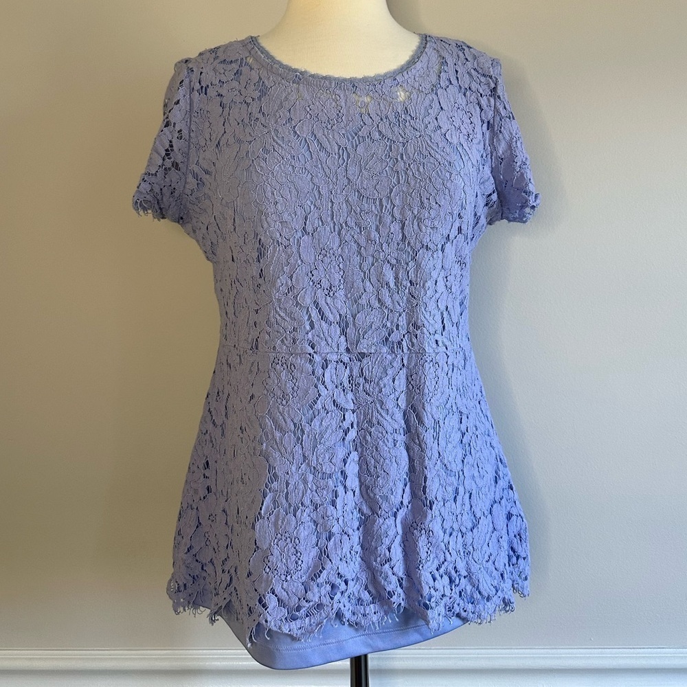 Issac Mizrahi lace top. Size L, GUC